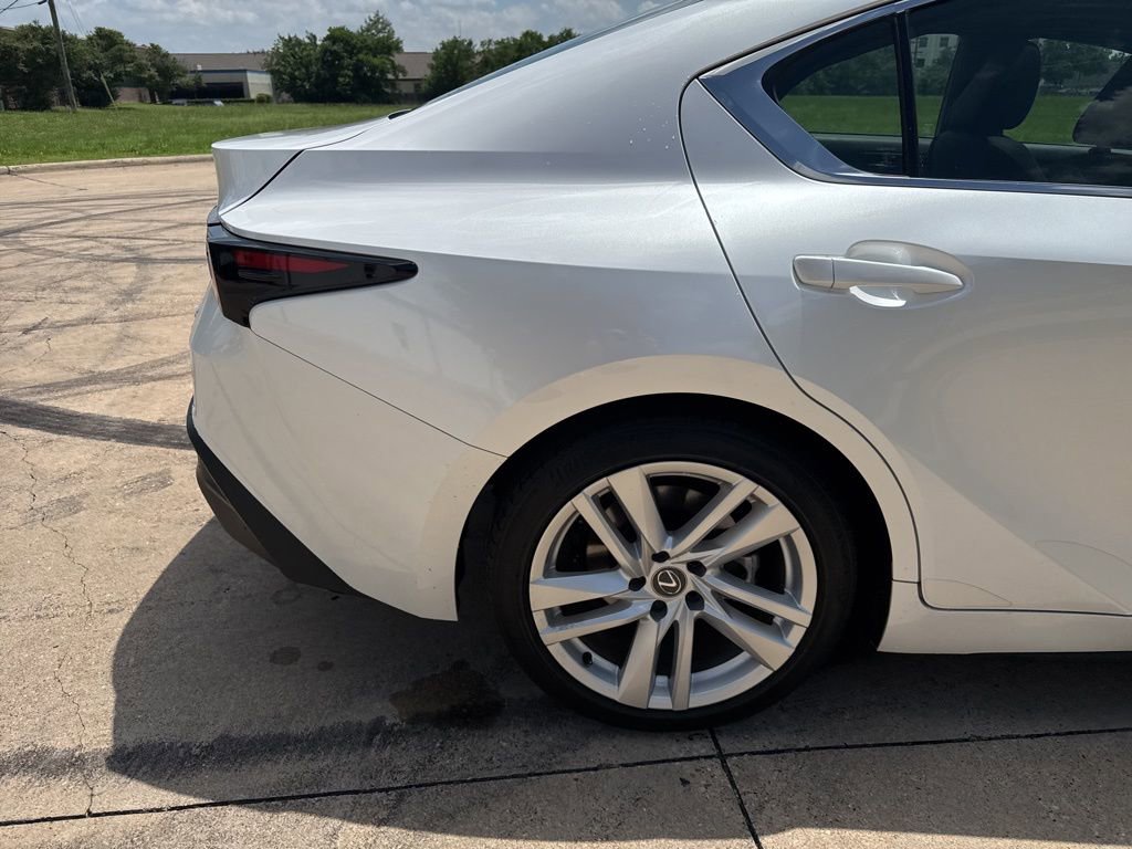 Used 2023 Lexus IS 300 w/ Comfort Package RWD image 6