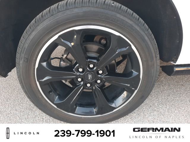 Used 2024 Ford Expedition Limited image 9