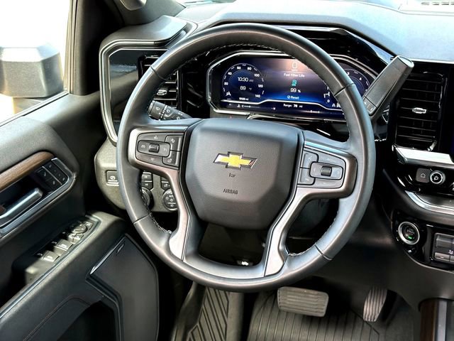 Used 2025 Chevrolet Silverado 2500 High Country w/ High Country Premium Package AWD/4WD image 26