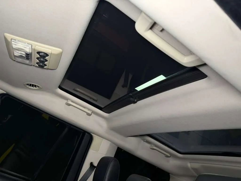 Used 2012 Land Rover LR4 HSE LUX image 19
