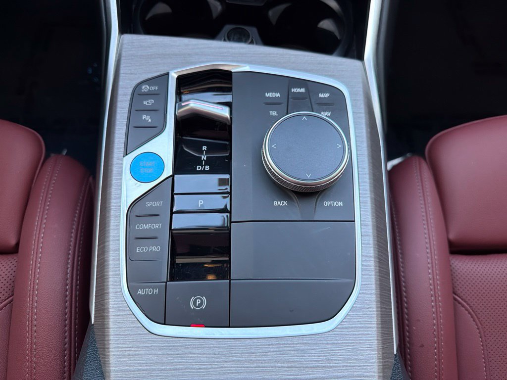 Used 2025 BMW i4 eDrive40 w/ Parking Assistance Package RWD image 15