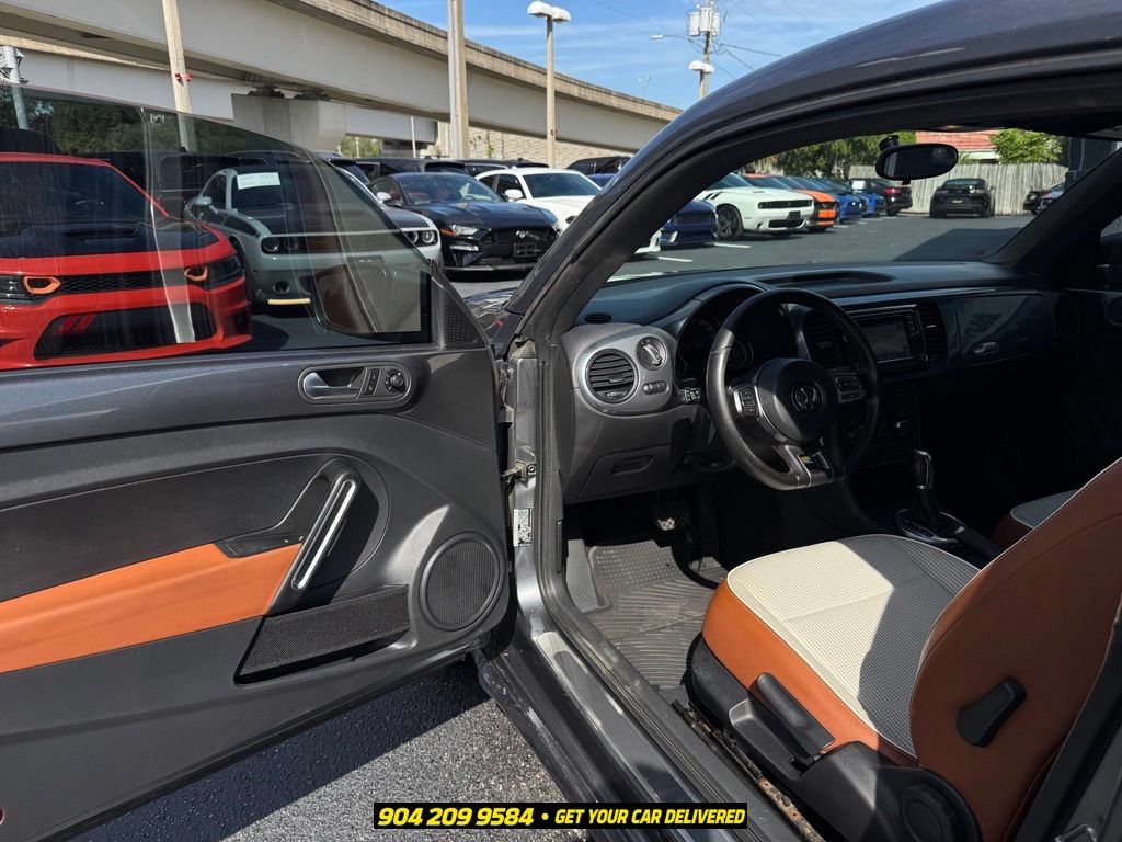 Used 2017 Volkswagen Beetle 1.8T Classic FWD image 18
