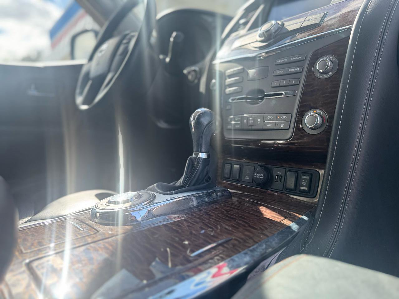 Used 2018 Nissan Armada SL image 51