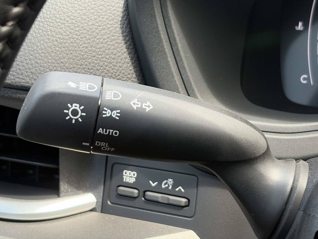 New 2026 Toyota Grand Highlander FWD image 36