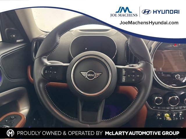 Used 2023 MINI Cooper Countryman SE w/ Storage Package image 22