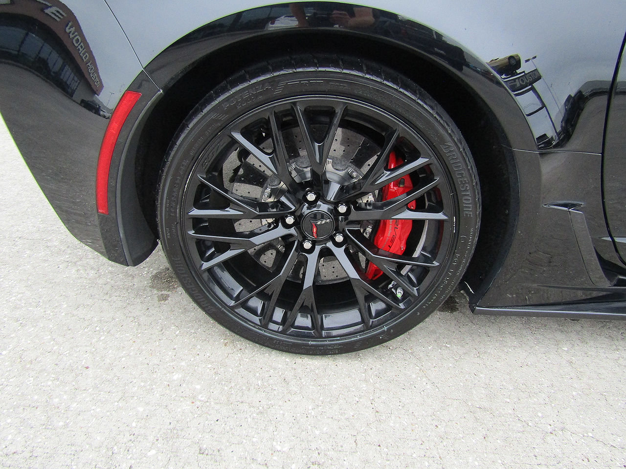 Used 2016 Chevrolet Corvette Z06 w/ 3LZ Preferred Equipment Group RWD image 23