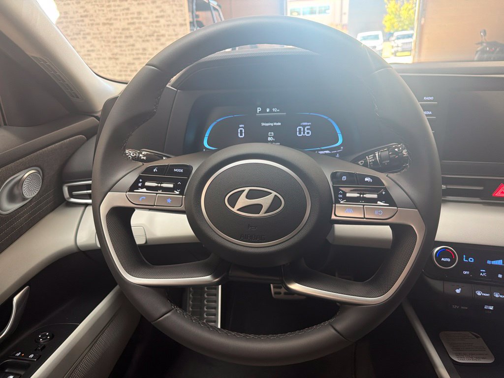 New 2026 Hyundai Elantra SEL Sport FWD image 19