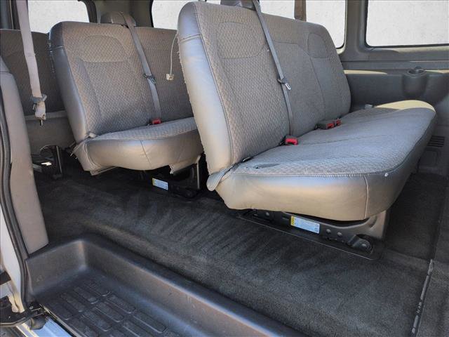 Used 2018 Chevrolet Express 3500 LT w/ LT Preferred Equipment Group image 20