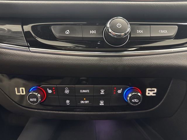 Used 2023 Buick Enclave Essence w/ Experience Buick Package FWD image 16