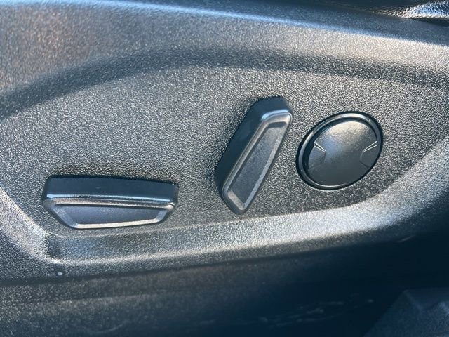 Used 2020 Ford Edge SEL image 26