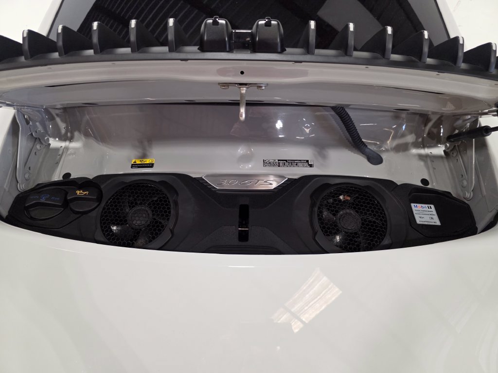 Certified 2023 Porsche 911 Carrera GTS RWD image 13