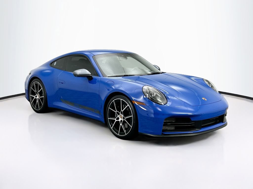 Used 2025 Porsche 911 Carrera T image 3