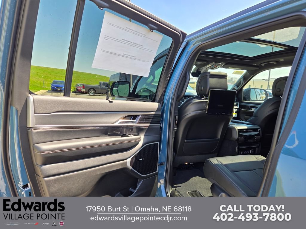 New 2026 Jeep Grand Wagoneer Limited AWD/4WD image 26