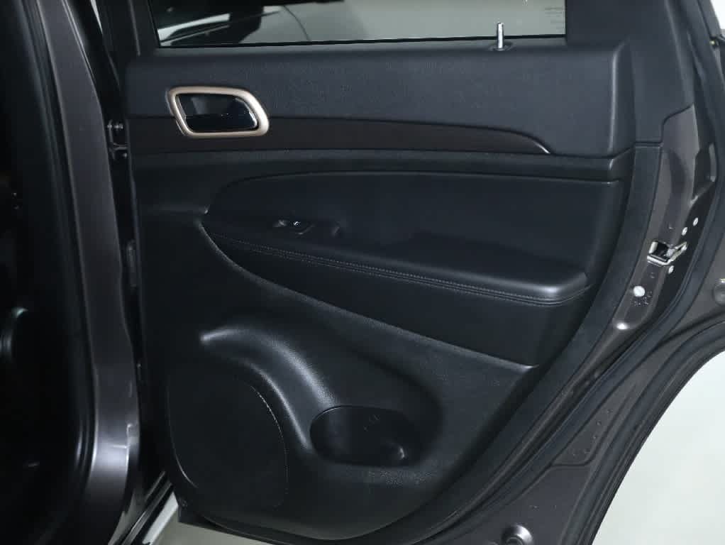 Used 2014 Jeep Grand Cherokee Altitude AWD/4WD image 30