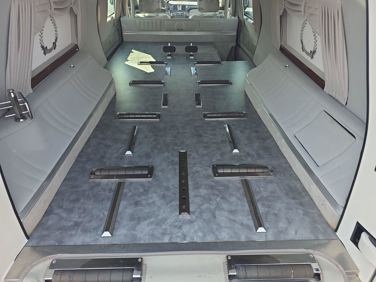 Used 2008 Cadillac DTS Hearse FWD image 28
