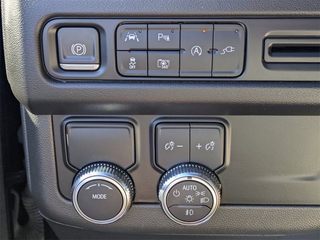 Used 2022 GMC Yukon SLT w/ SLT Premium Package image 22