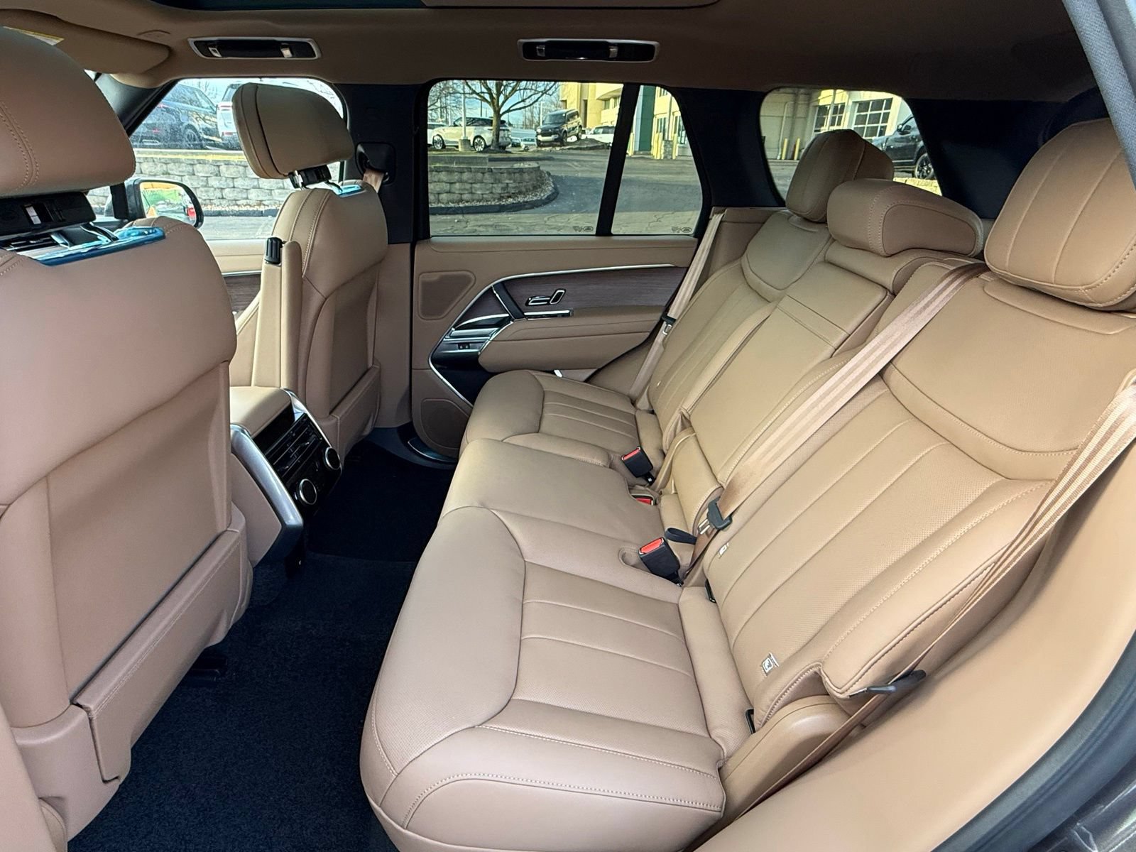 New 2026 Land Rover Range Rover SE AWD/4WD image 16