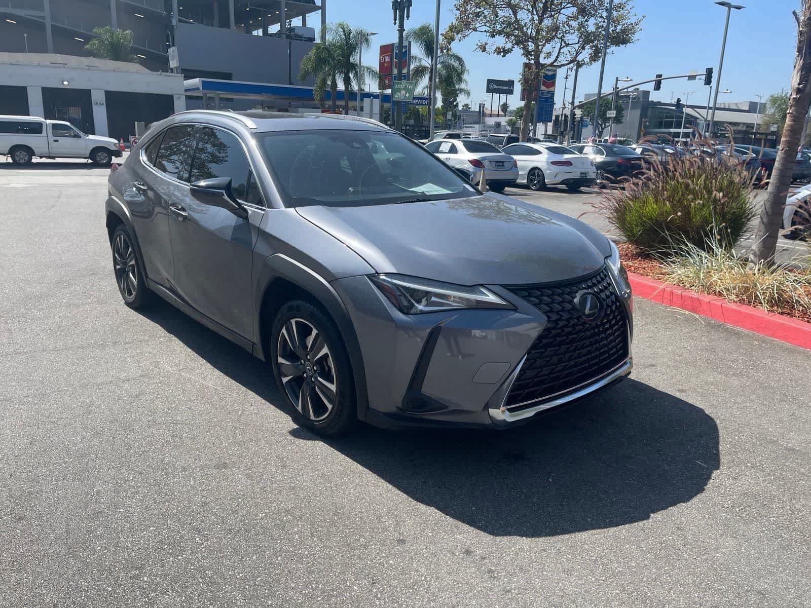 Used 2020 Lexus UX 200 w/ Accessory Package 2 FWD video 2