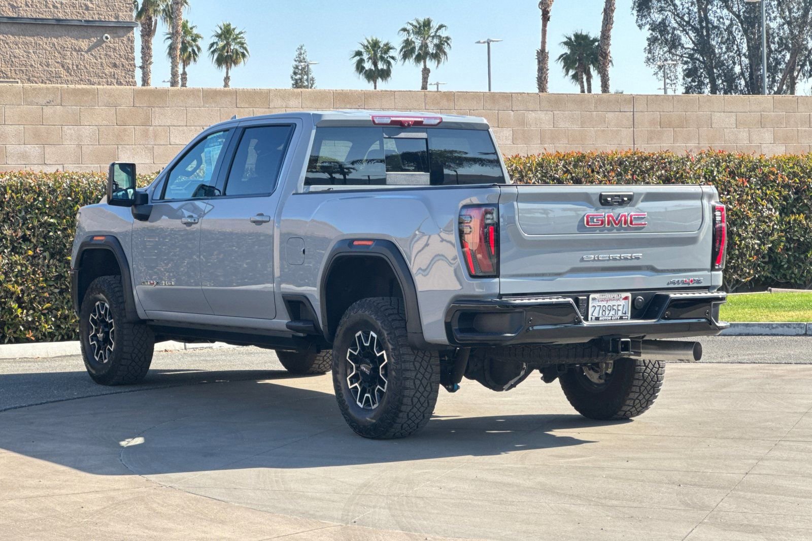 Certified 2025 GMC Sierra 2500 AT4X image 6