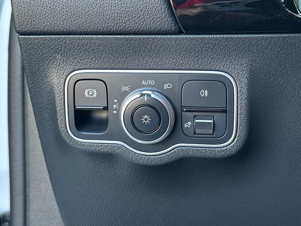 Used 2022 Mercedes-Benz GLA 45 AMG 4MATIC image 39