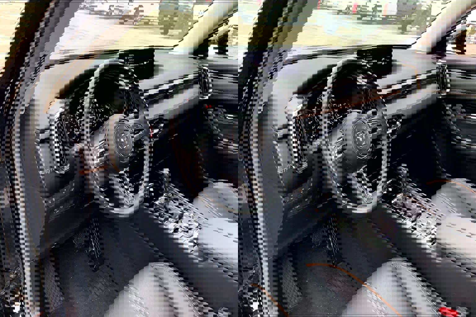 Used 2024 MAZDA CX-50 AWD 2.5 S w/ Premium Plus Pkg image 16