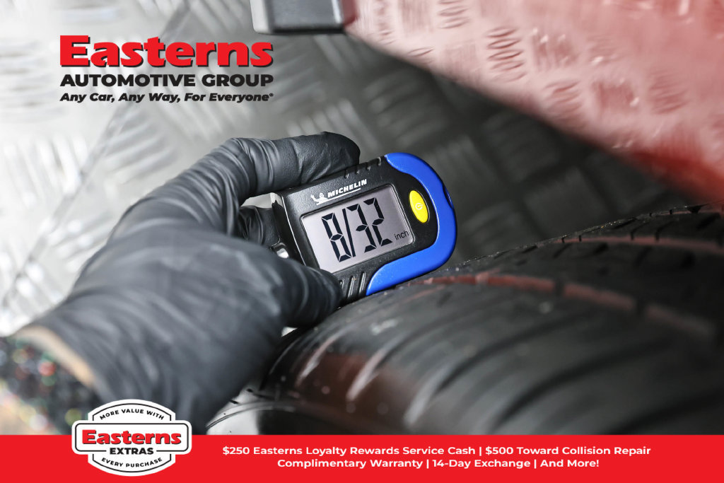 Used 2023 Mercedes-Benz GLE 450 4MATIC w/ AMG Line Exterior image 32