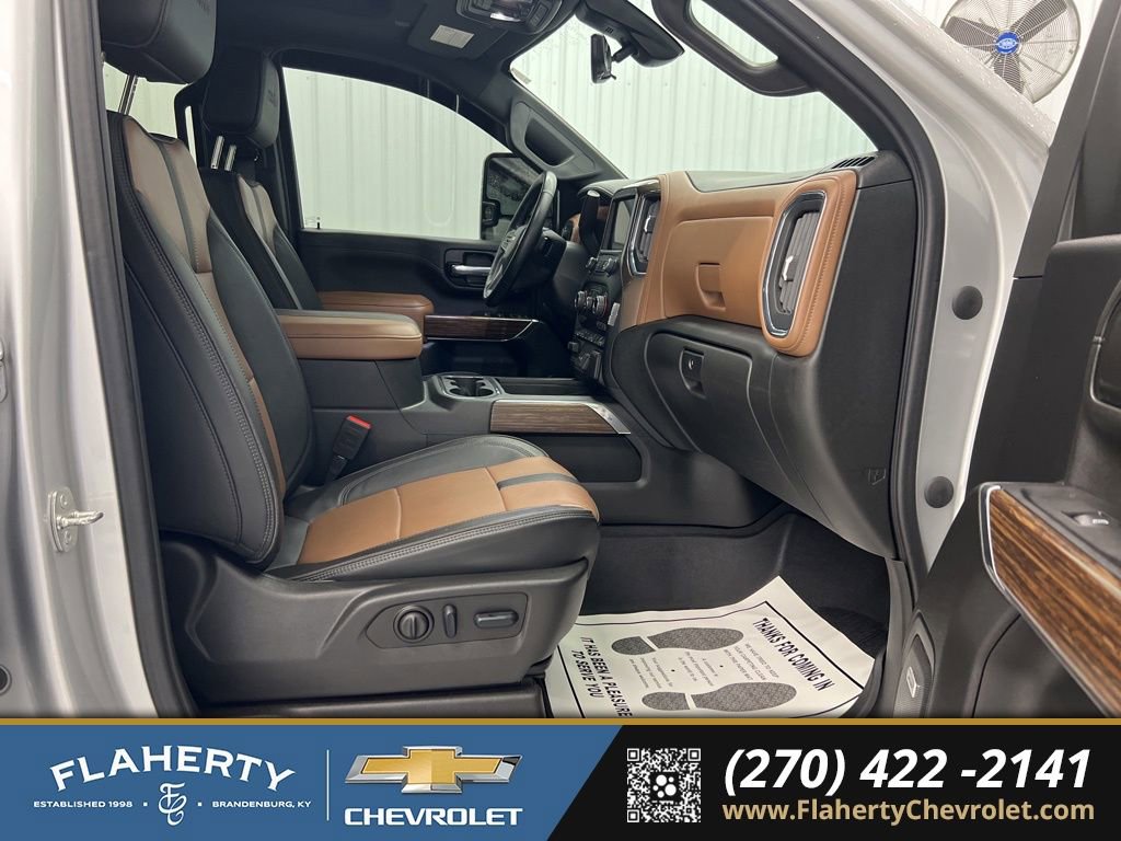 Used 2023 Chevrolet Silverado 2500 High Country image 15