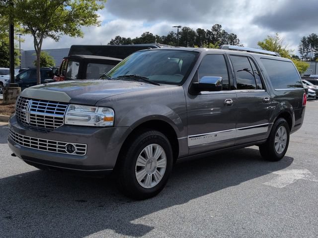 Used 2013 Lincoln Navigator L 2WD image 8
