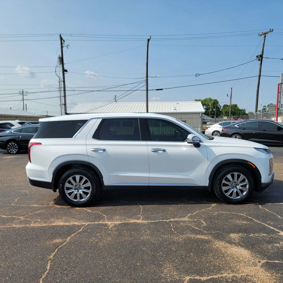 Used 2023 Hyundai Palisade SE image 5