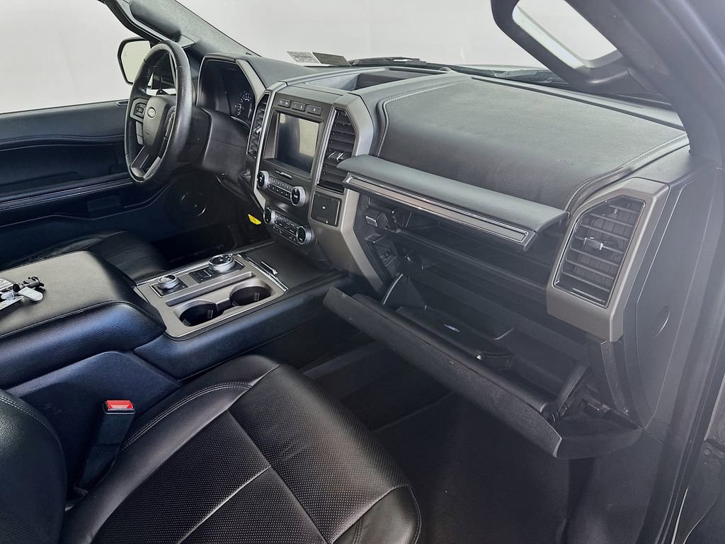 Used 2019 Ford Expedition XLT w/ Equipment Group 202A image 30