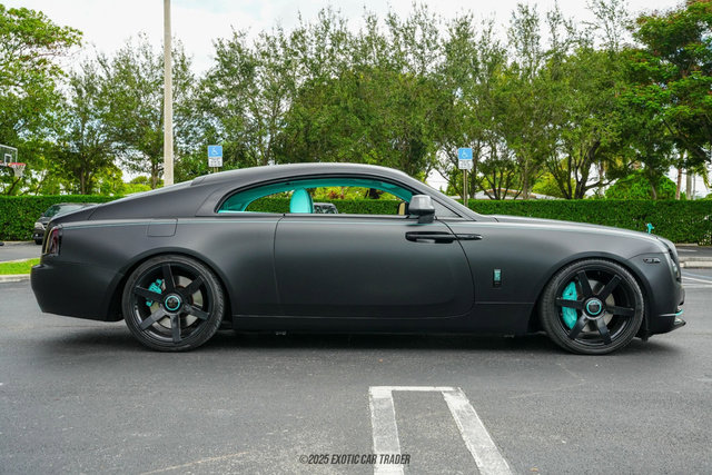 Used 2017 Rolls-Royce Wraith image 9