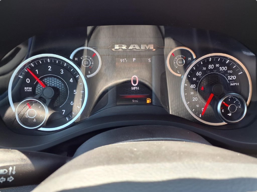 New 2026 RAM 1500 Tradesman AWD/4WD image 16