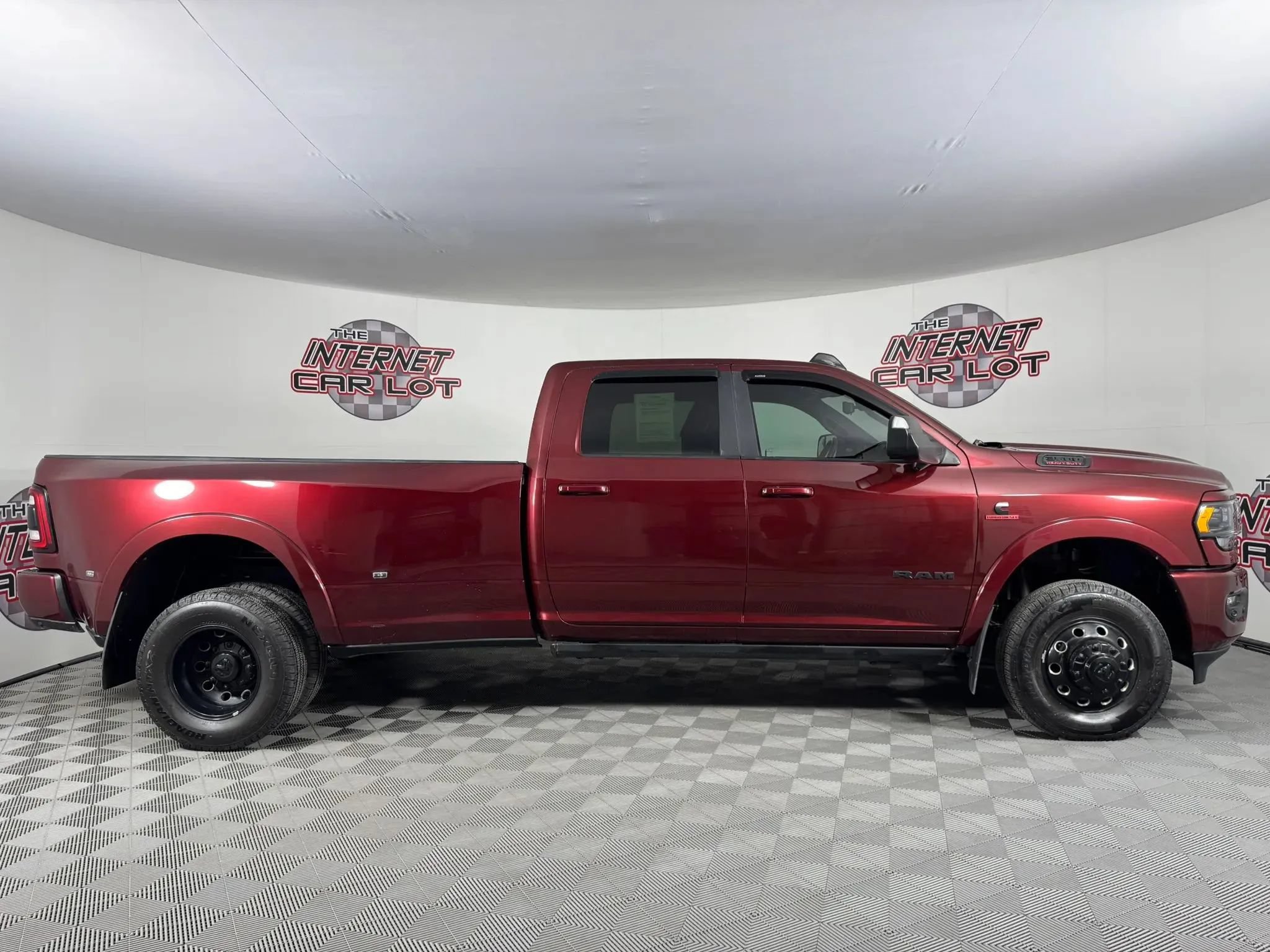 Used 2021 RAM 3500 Limited w/ Max Tow Package AWD/4WD image 8