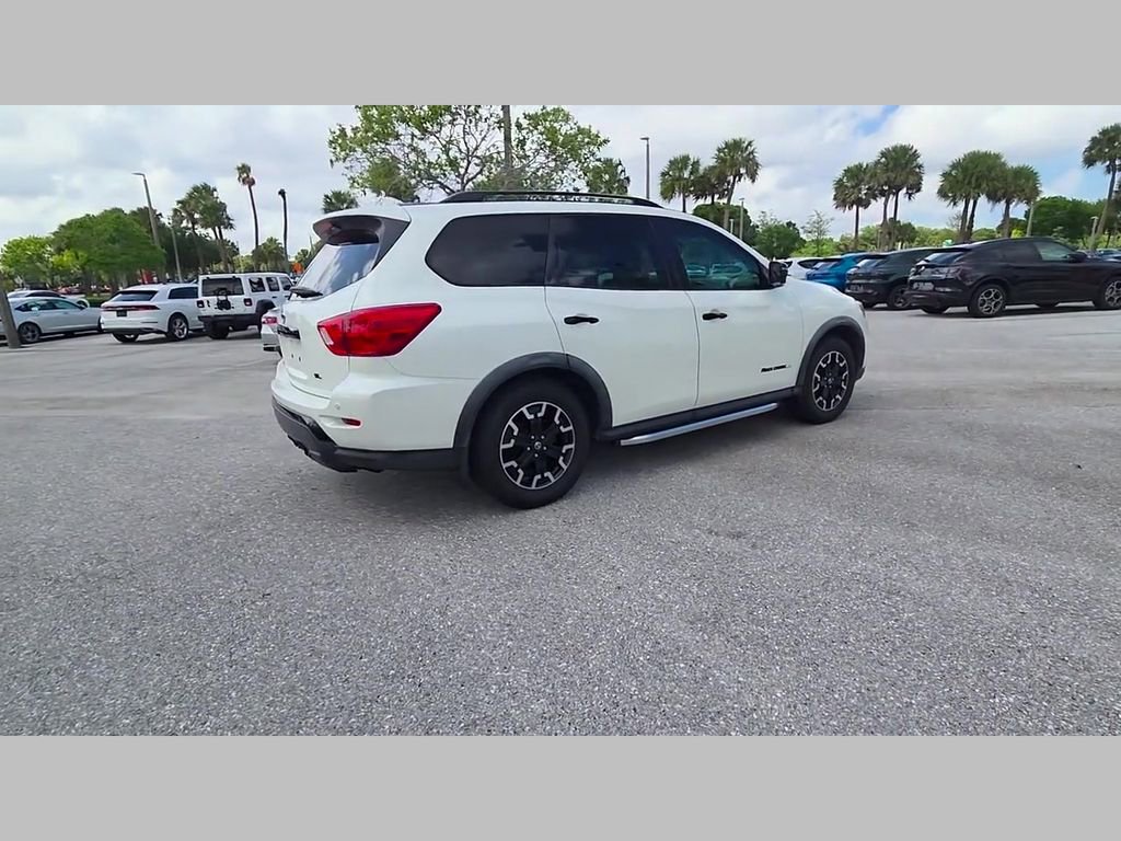 Used 2020 Nissan Pathfinder SL FWD image 37