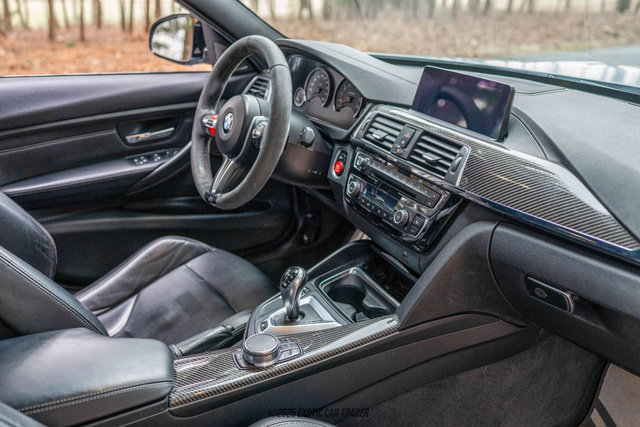 Used 2018 BMW M3 RWD image 31