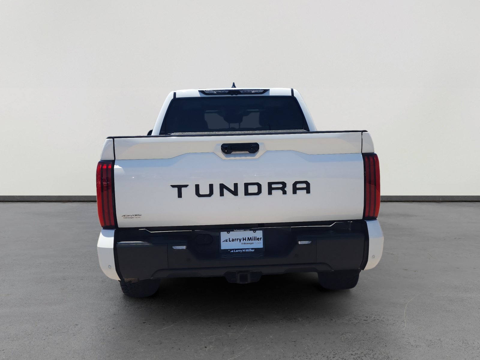 Used 2024 Toyota Tundra Limited w/ TRD Off-Road Package RWD image 4
