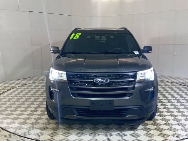 Used 2018 Ford Explorer XLT w/ Equipment Group 202A AWD/4WD image 21