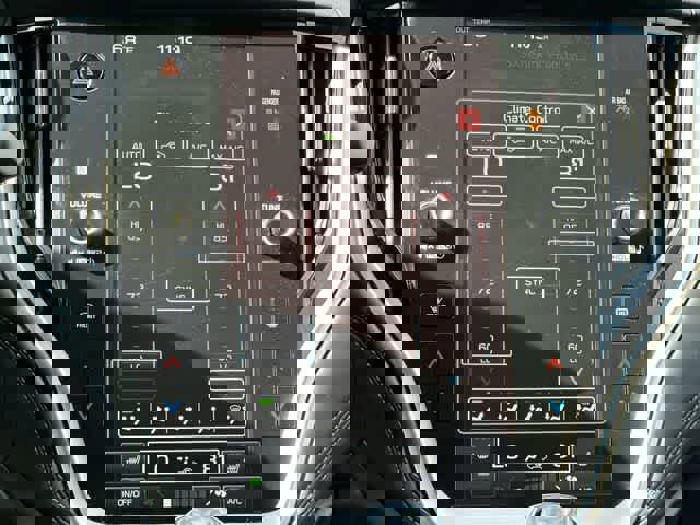 Used 2025 Subaru Legacy Premium image 16