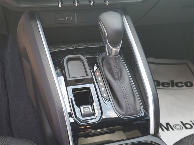 Used 2024 Chevrolet Colorado LT w/ LT Convenience Package II image 24