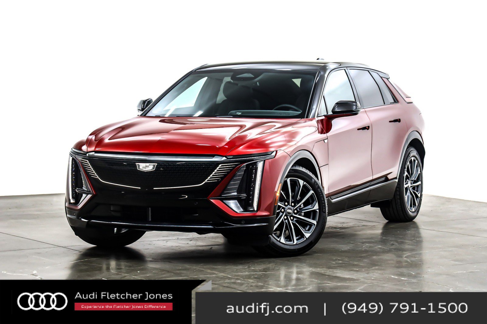 Used 2025 Cadillac Lyriq Sport image 1