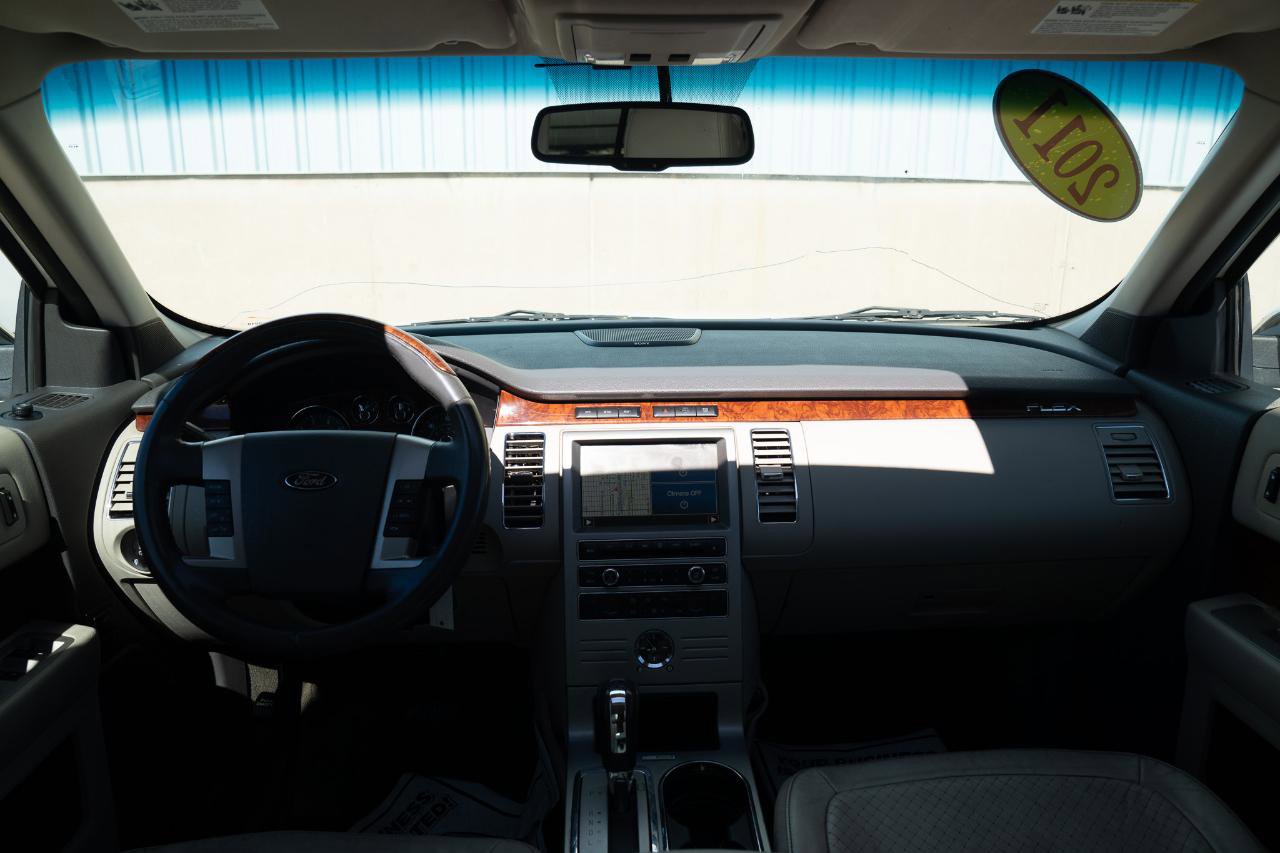 Used 2011 Ford Flex Limited w/ Rapid Spec Order Code image 36