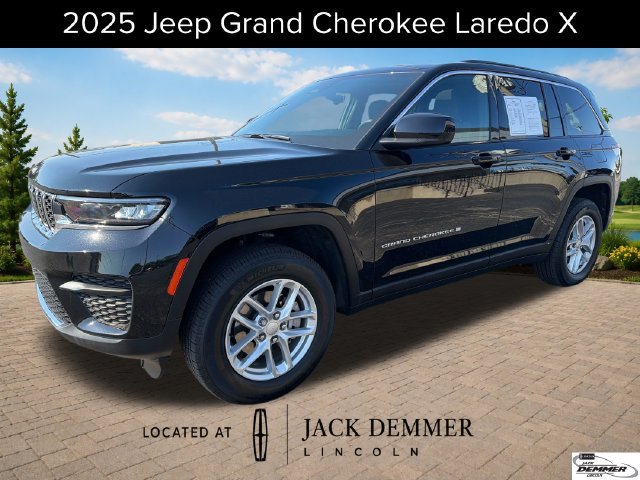 Used 2025 Jeep Grand Cherokee Laredo X w/ Luxury Tech Group I AWD/4WD 360° Tour