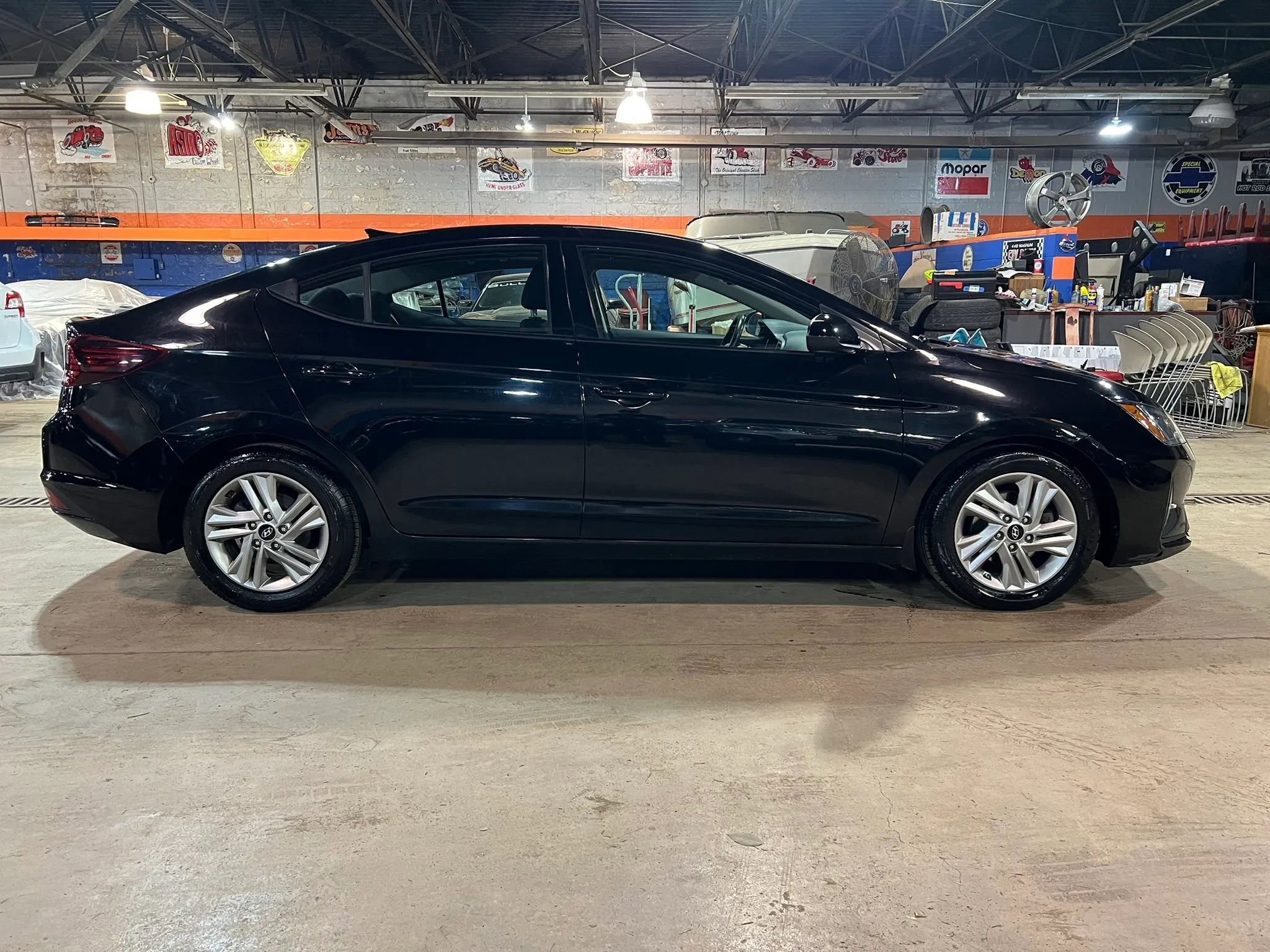 Used 2020 Hyundai Elantra Value Edition w/ Cargo Package (C1) FWD image 2