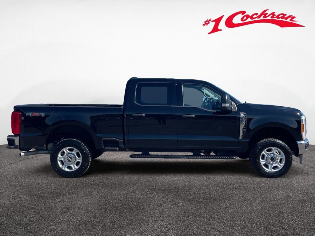 Used 2025 Ford F250 XLT w/ Snow Plow Prep Package image 18