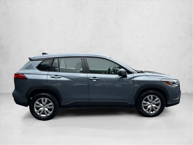 Used 2022 Toyota Corolla Cross L FWD image 4