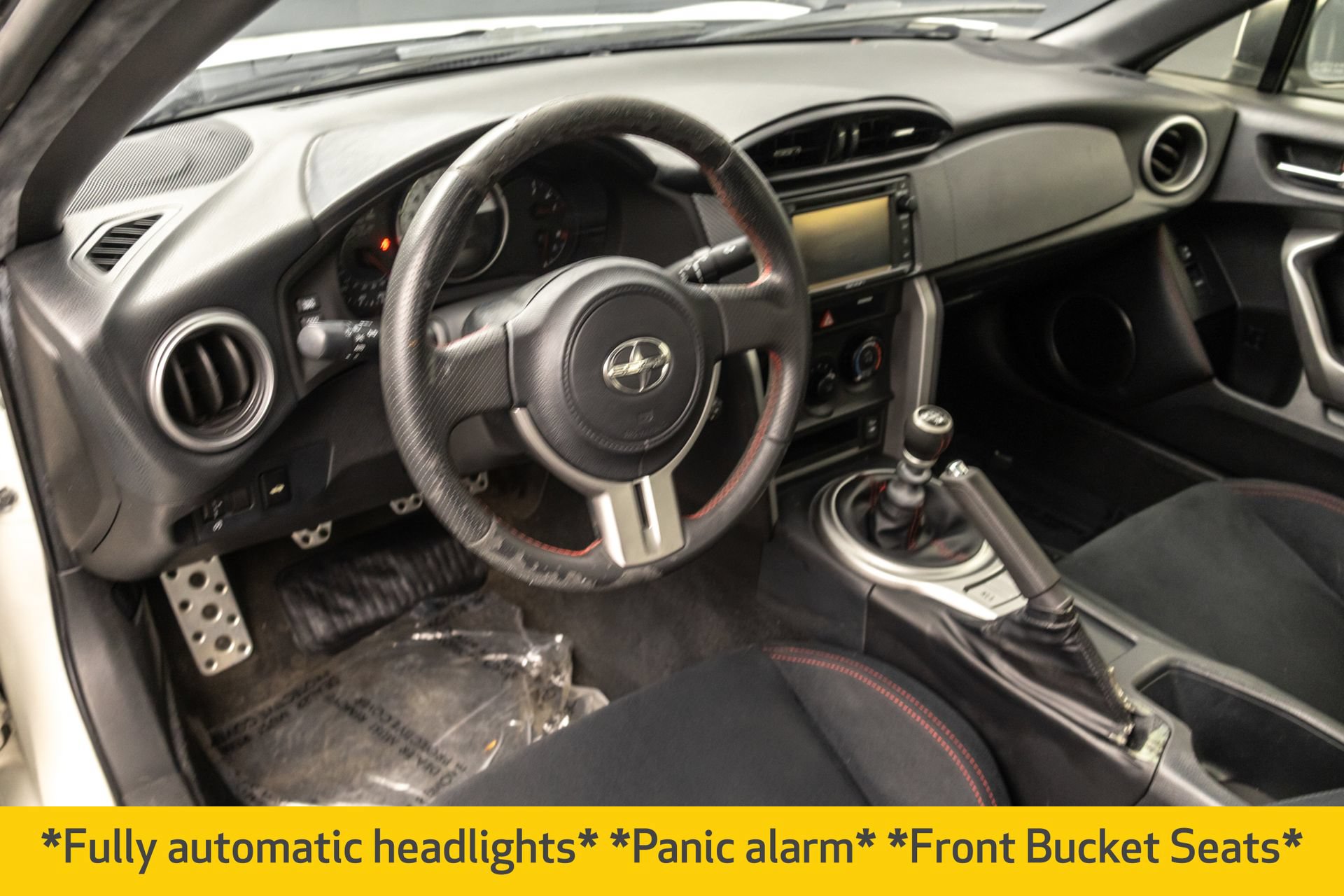 Used 2015 Scion FR-S RWD image 5