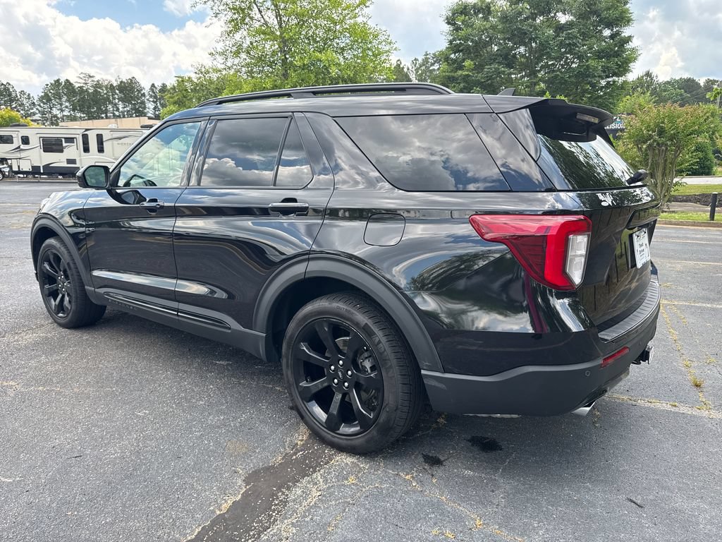 Used 2023 Ford Explorer ST-Line w/ Class IV Trailer Tow Package AWD/4WD image 16