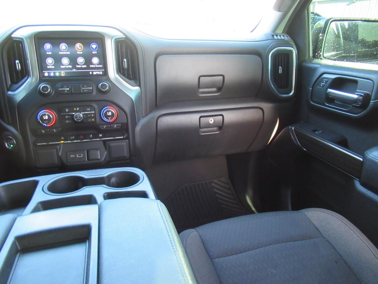 Used 2022 Chevrolet Silverado 1500 LT AWD/4WD image 14