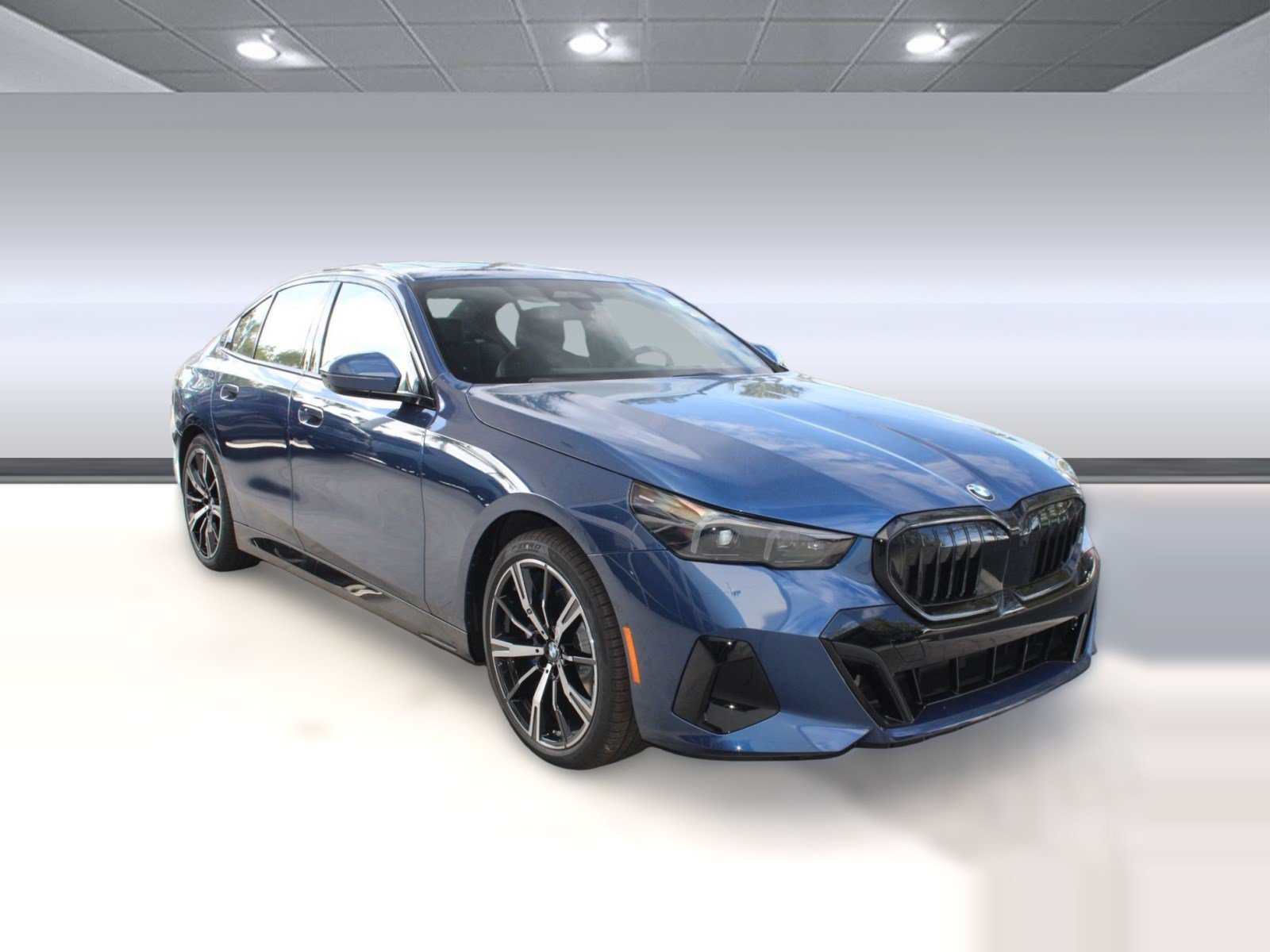 Used 2026 BMW 530i w/ M Sport Package RWD image 7