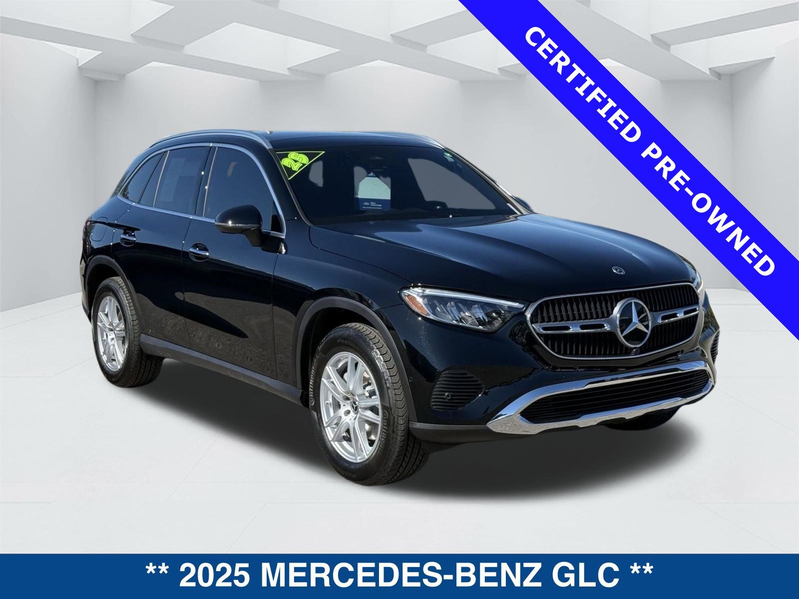 Used 2025 Mercedes-Benz GLC 300 video 2